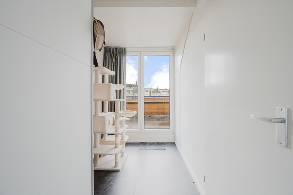 Medium property photo - Koningin Beatrixplein 25, 3201 CG Spijkenisse
